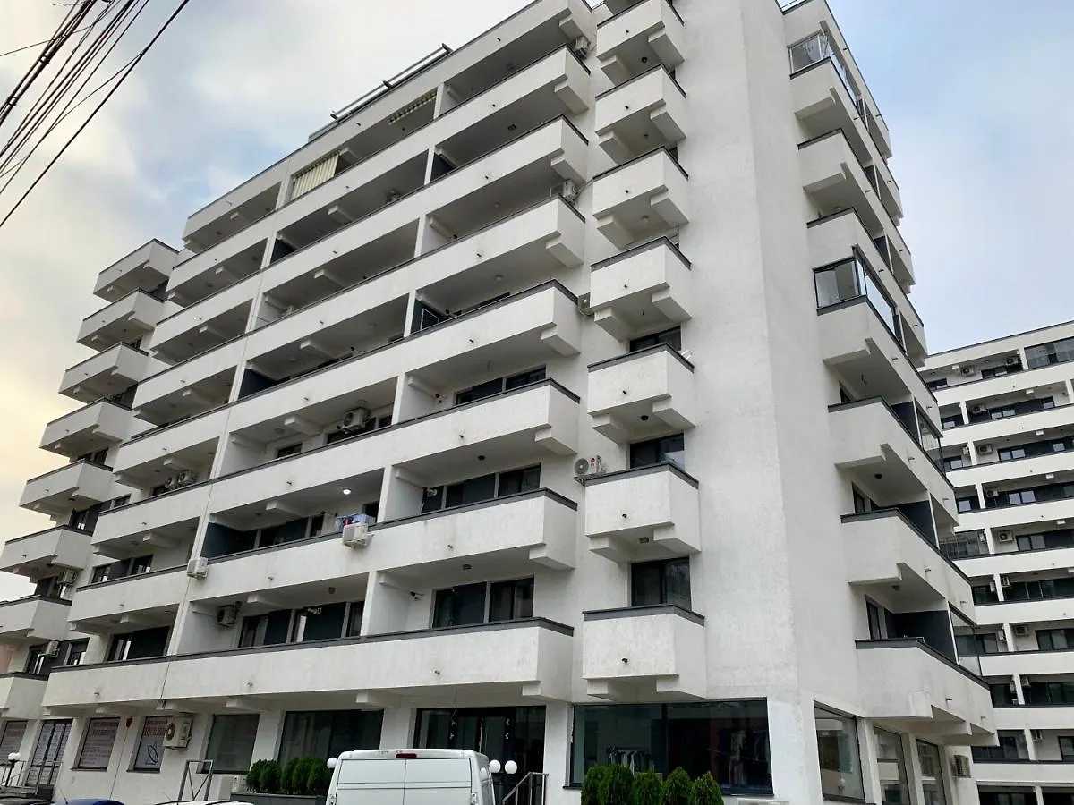 Park Carol Apartments location